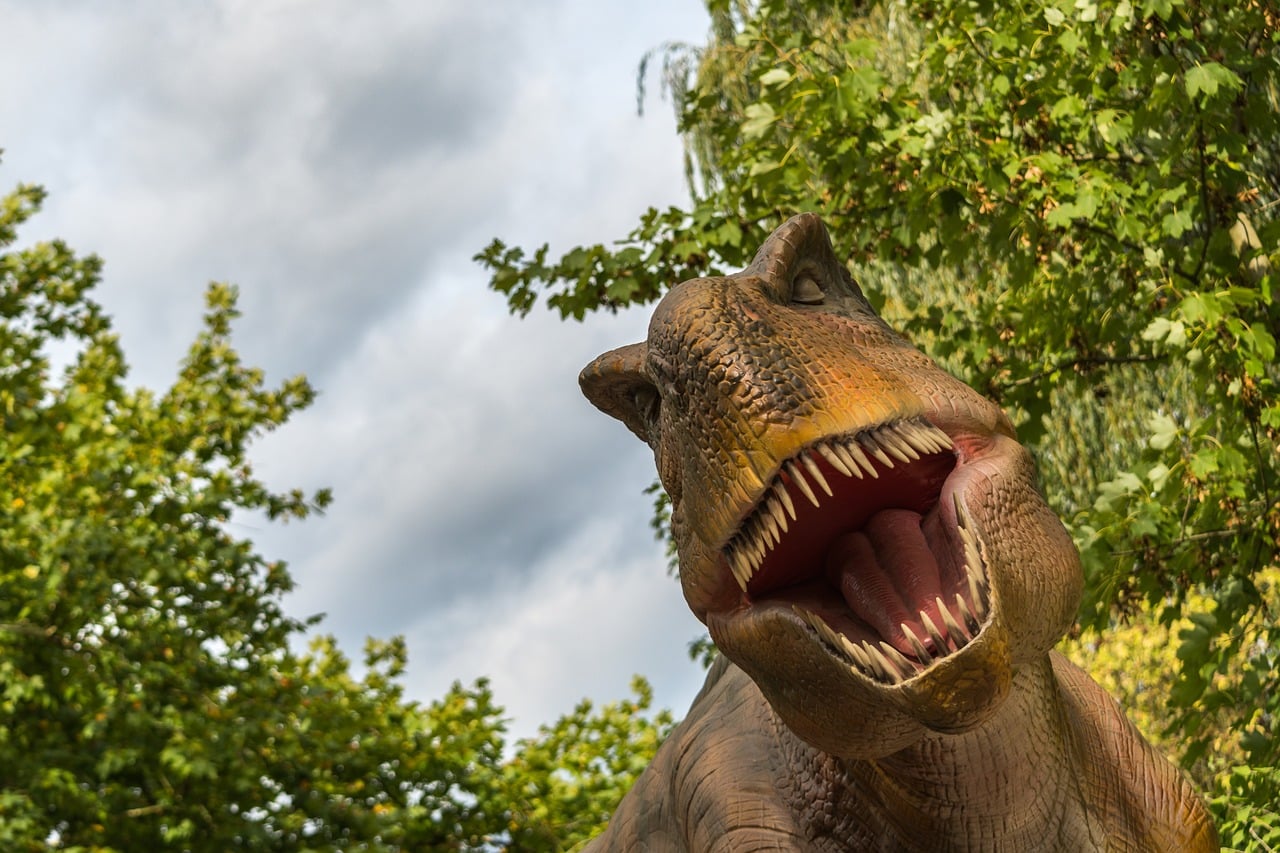 Tyrannosaurus rex; featured image for podcast episode "Could 'Jurassic Park' actually happen?"